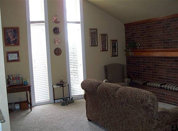 3rd image of 2033 Buggy Whip Ln