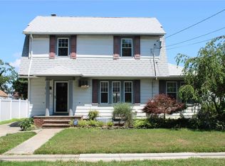 873 Newton Ave, Baldwin, NY 11510