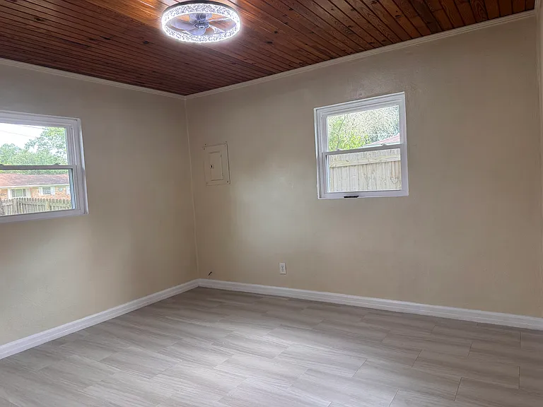 607 Lownde Ave — Photo 24