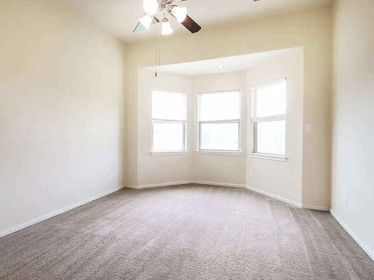 3014 Rose Trace Dr — Photo 9