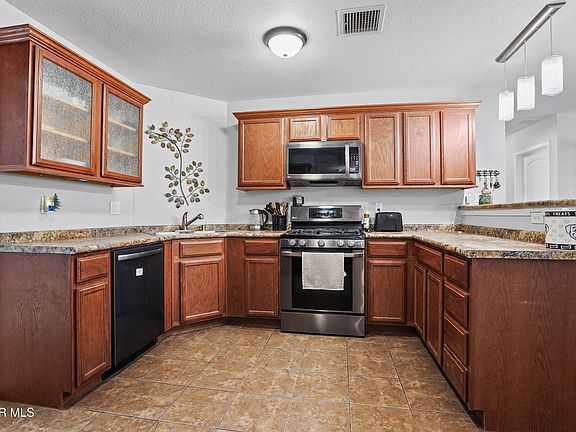 3rd image of 2808 Pasillo Rock Pl