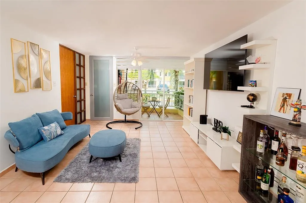 3 bed, 2.5 bath, $1,850 — Photo 1
