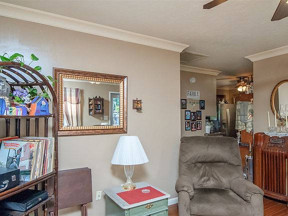 5th image of 204 McFarland Ave