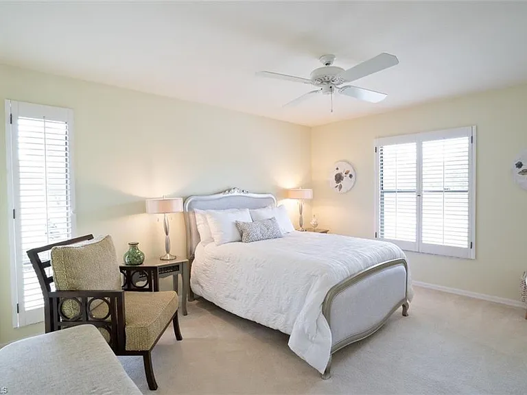Quiet, serene guest bedroom.