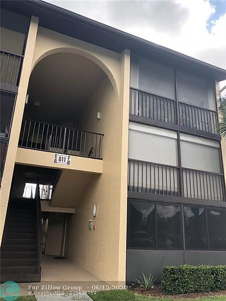 1st image of 811 Sky Pine Way
