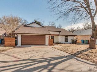 2012 Pine Oak Dr, Edmond, OK 73013