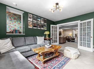 307 Ridgewood Ave SUITE 4, Minneapolis, MN 55403