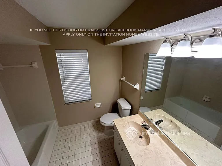 5697 Country Lakes Dr — Photo 12