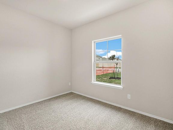 2nd image of 317 Hinsdale Run
