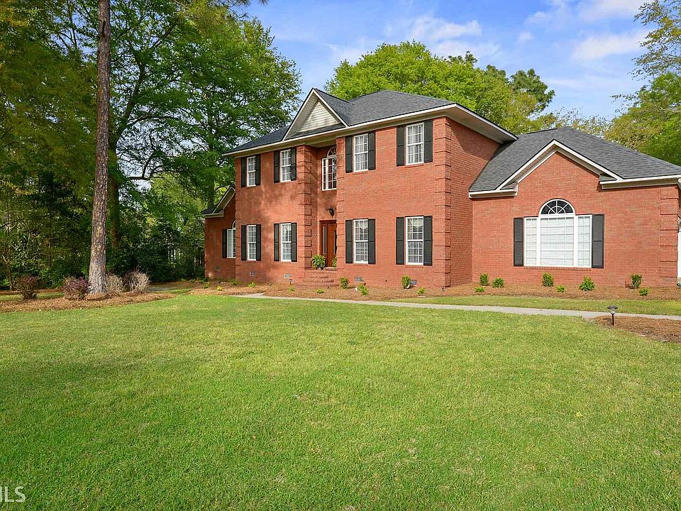 1st image of 514 Crestview Dr