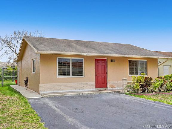 5th image of 8114 NW 92nd Ave