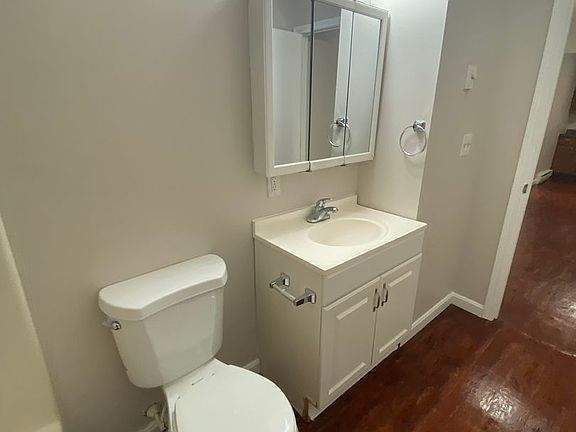 5th image of 153 W Hancock St #32