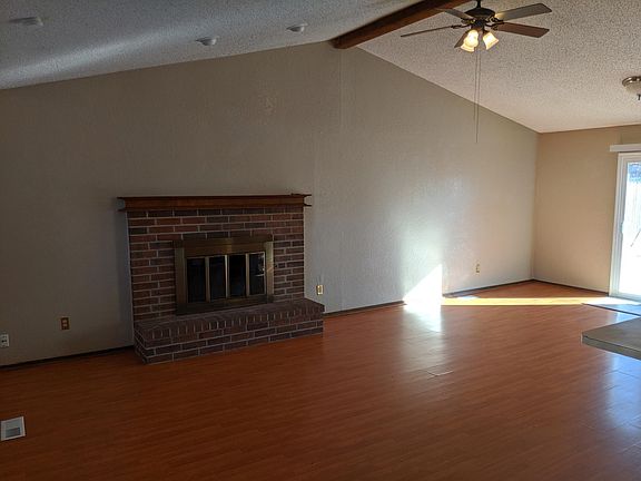 2nd image of 2516 Fairfield Dr