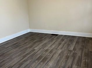 3107 Jackson St, Dubuque, IA 52001