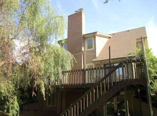 6010 SW 34th Ter, Topeka, KS 66614