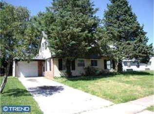 59 Boxwood Ln, Willingboro, NJ 08046
