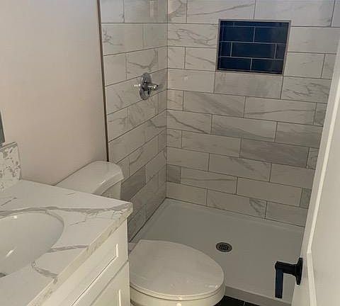 3rd image of 3018 Imperial Ave #1/2