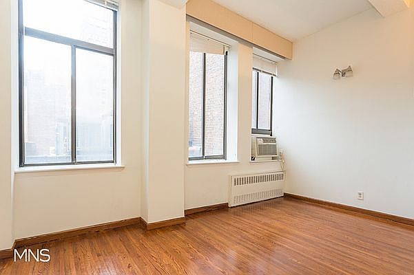 1st image of 31 E 31st St APT 8G