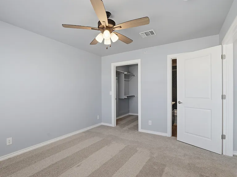 Villas at Rose Creek — Photo 20