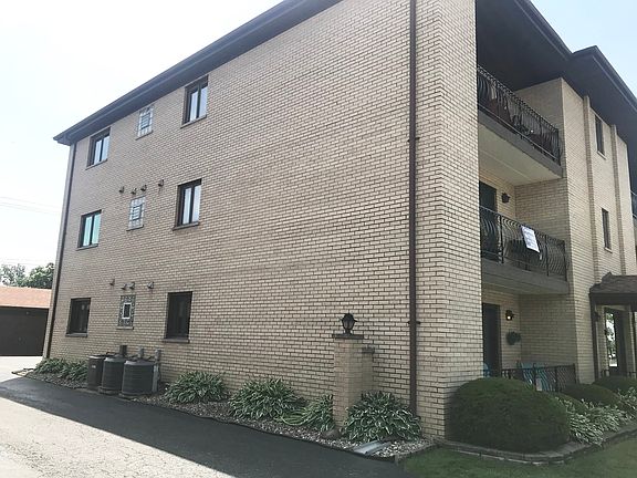 2nd image of 16825 81st Ave APT 2N