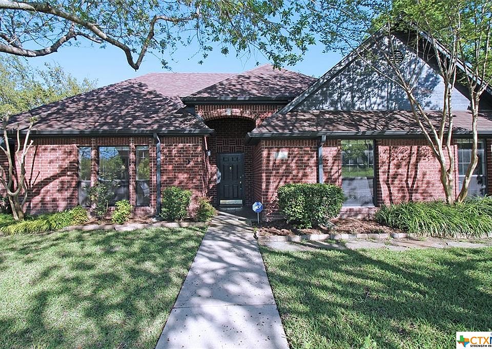 1st image of 875 Verna Lee Blvd