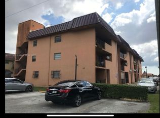1471 W 43rd Pl APT 303, Hialeah, FL 33012