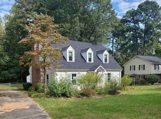 1713 Owls Nest Rd, Sanford, NC 27330