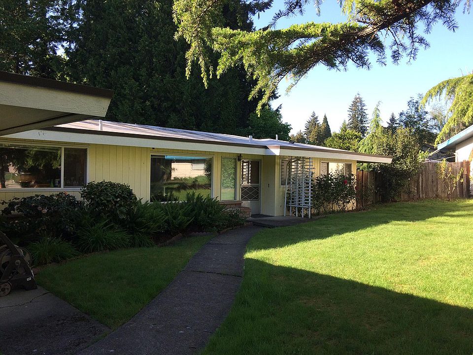 1st image of 1315 106th Pl NE