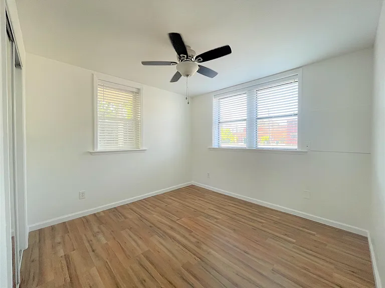 2309 Wesley St #B — Photo 13