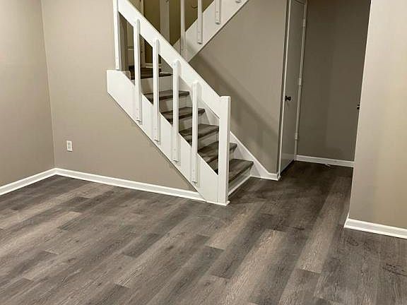 5th image of 7565-7567 Bella Dr