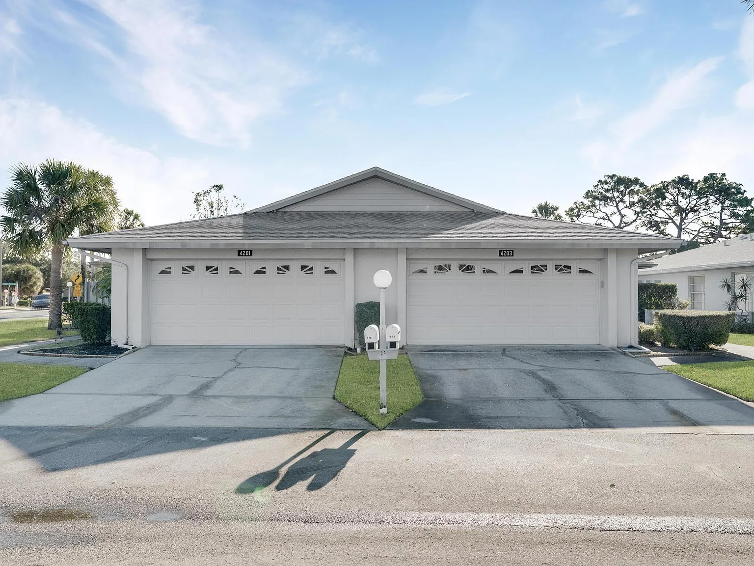 2 bed, 1516 sqft, $2,800 — Photo 3