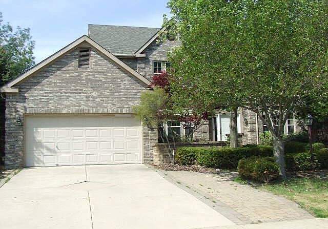 1st image of 7855 Glenmore Dr