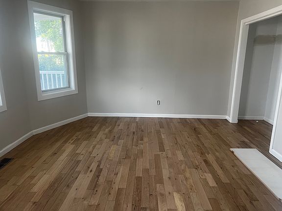 5th image of 274-276 Smith St #1