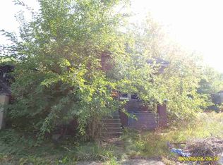 17196 Caldwell St, Hamtramck, MI 48212