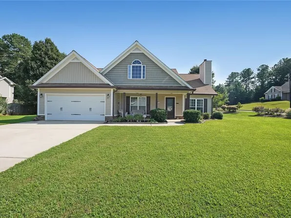 16 Willow Springs Ct, Dallas, GA 30132