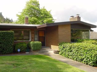 4101 SW Barton St, Seattle, WA 98136