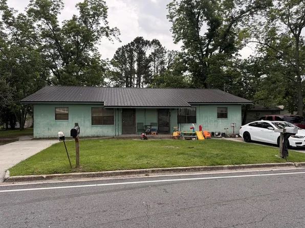 803 W Willow St #2, Douglas, GA 31533
