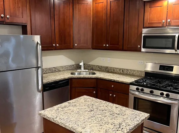 Lillie Plaza 412