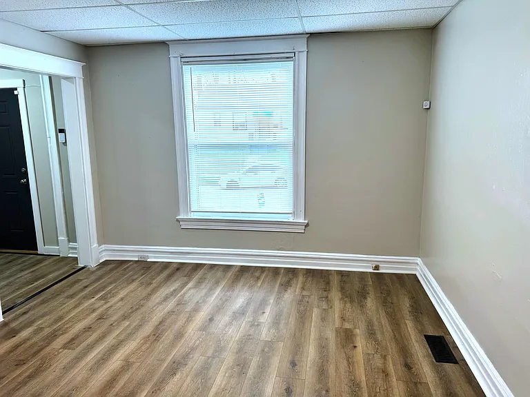 5749 Era Ave — Photo 9