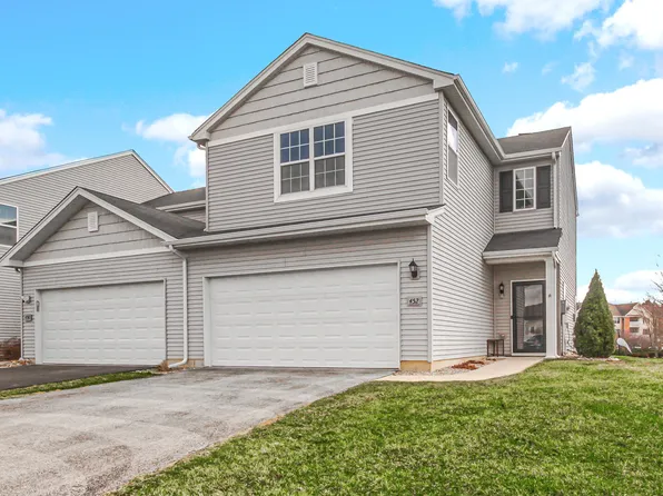 452 Greenbrier Ln, Lowell, IN 46356