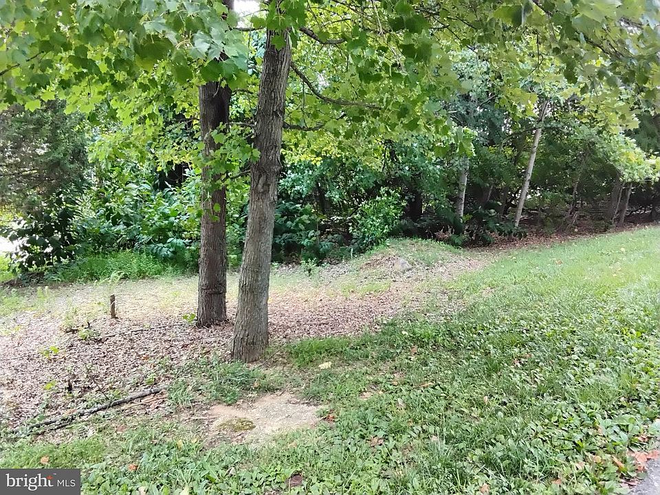 1st image of 9907 Wenzel Ln