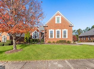 5235 Villa Lake Ct, Suwanee, GA 30024