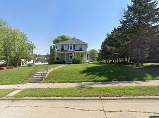 603 Albion Ave APT 4, Fairmont, MN 56031