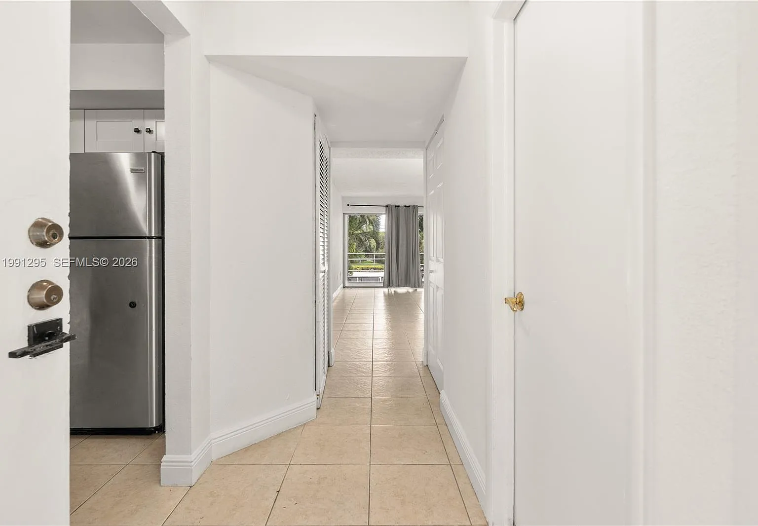 Springcrest Condo — Photo 4