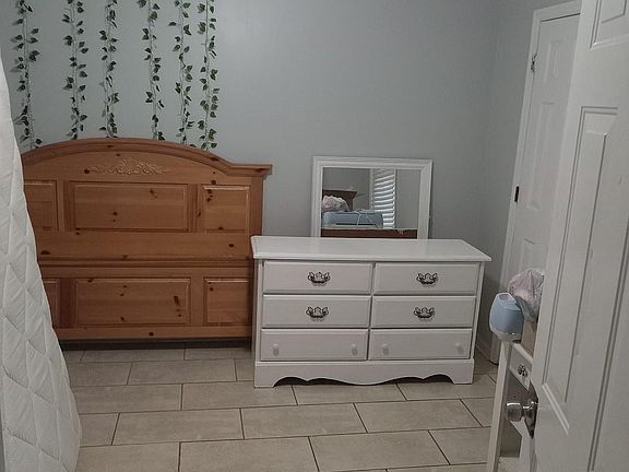 4th image of 4587 Ferncreek Dr