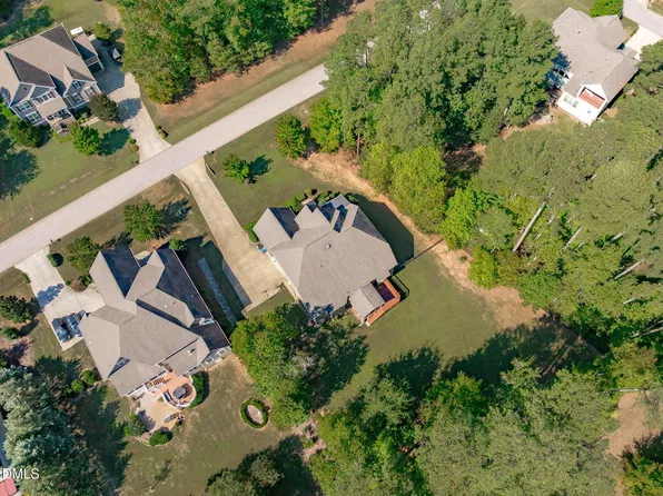 5005 Boylston Dr, Fuquay Varina, NC 27526