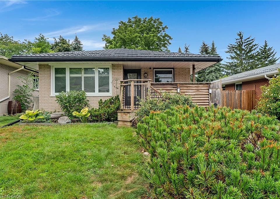 1st image of 83 Kimberly Cres