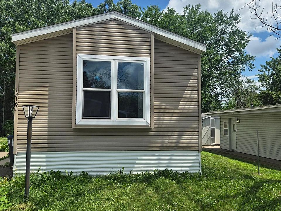 1st image of 12161 Geneva Way