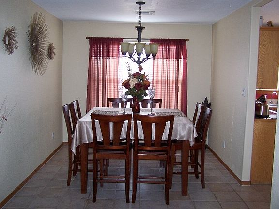 4th image of 2618 Oakmont Dr