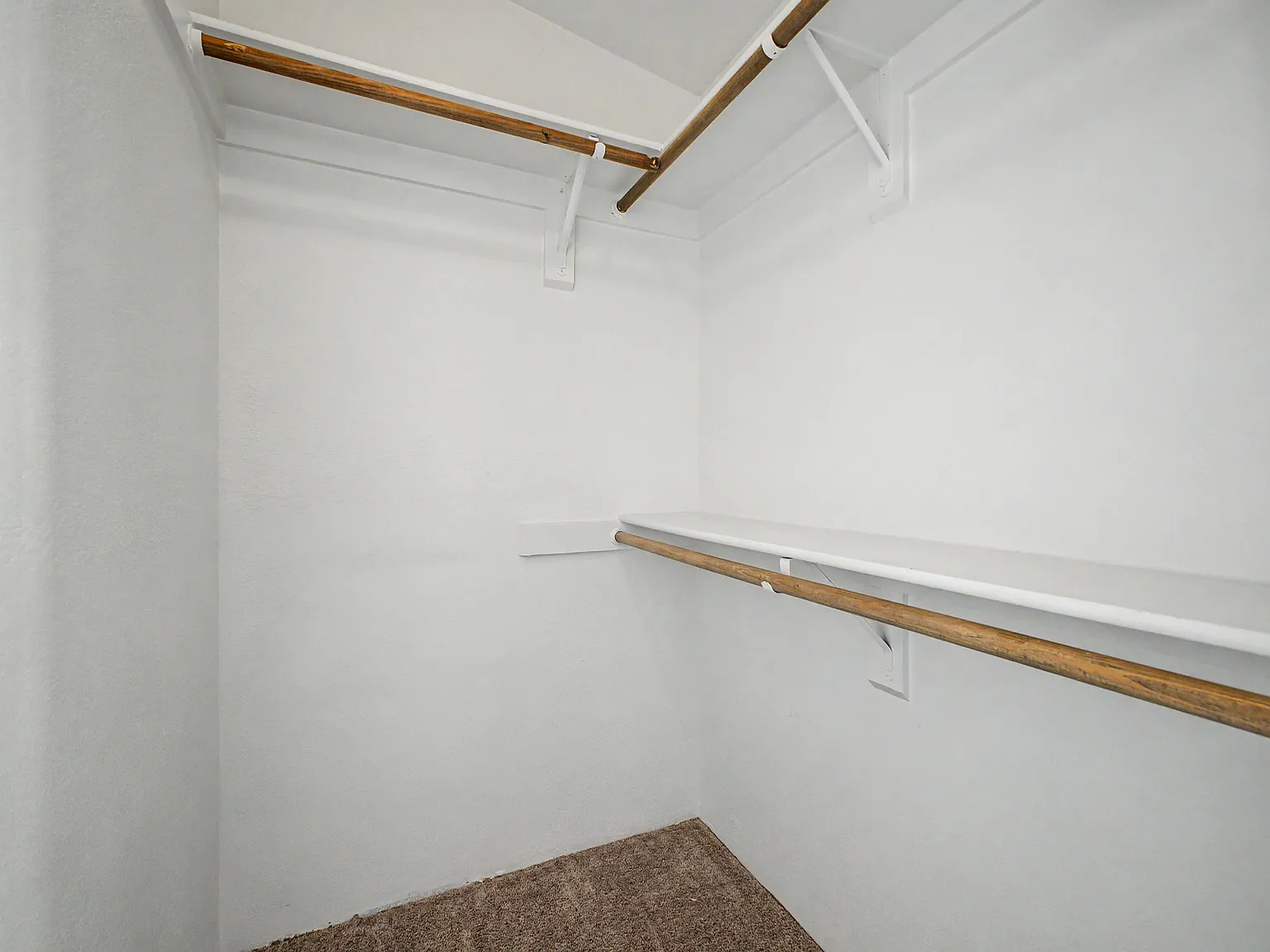 2 bed, 1465 sqft, $2,500 — Photo 2